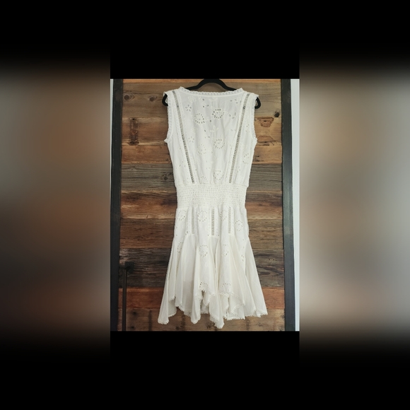MISA BEAUTIFUL WHITE EYELET DRESS WHITE SIZE SMALL - Picture 2 of 4
